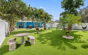 Luxury Oasis W Pool, Turf Yard, & Privacy Fence